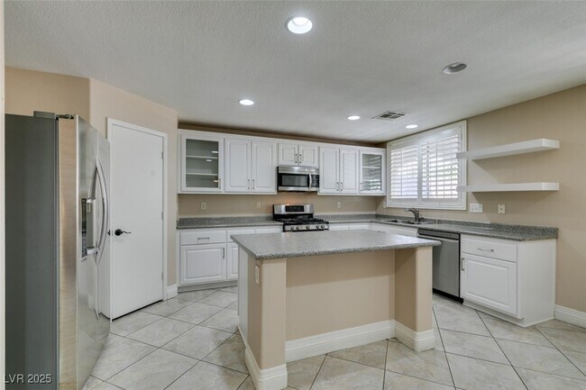 Building Photo - 9540 Creswell Ct