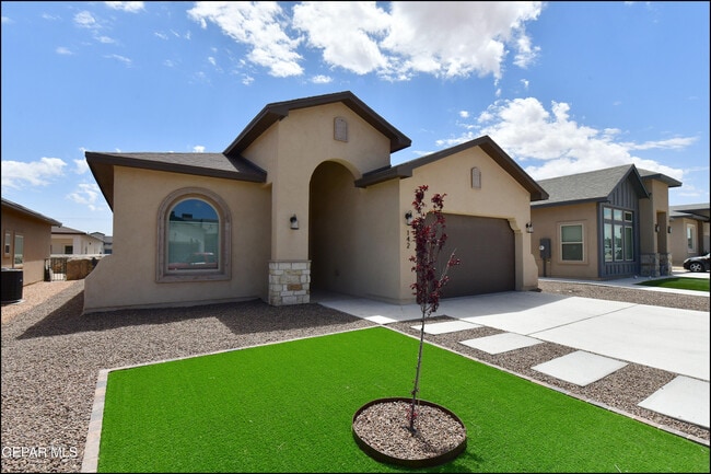 Building Photo - 142 Ruth Trl