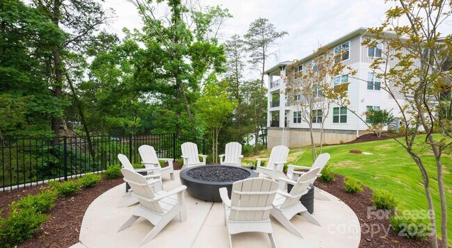 Building Photo - 11023 Moonbug Ct