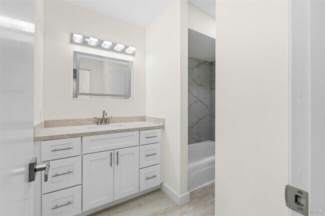 Building Photo - 14366 Misty Meadow Ln