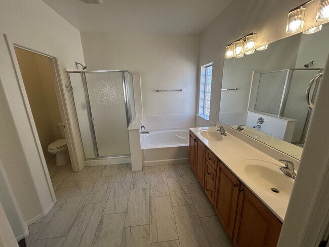 Building Photo - 16024 W Gelding Dr