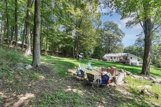 Building Photo - 41 Peddler Hill Rd