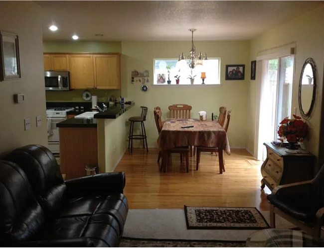 Building Photo - 16878 NW Desert Canyon Dr
