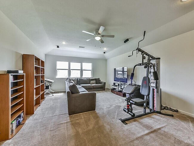 Building Photo - 15223 Sunlight Bay Ct