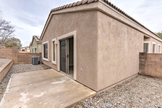 Building Photo - $500.00 OFF FIRST MONTH RENT!!!!! Rancho Sahuarita