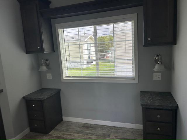 Building Photo - 6941 MacDonald Ct