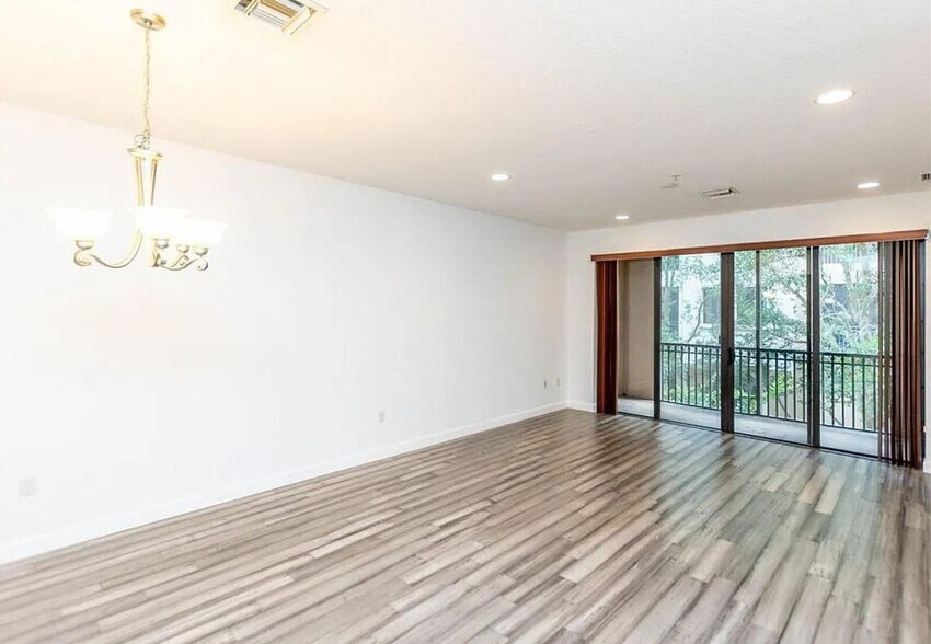 Building Photo - 2925 NW 126th Ave