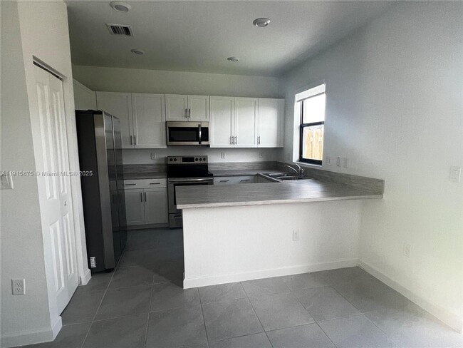 Building Photo - 28701 SW 132nd Pl