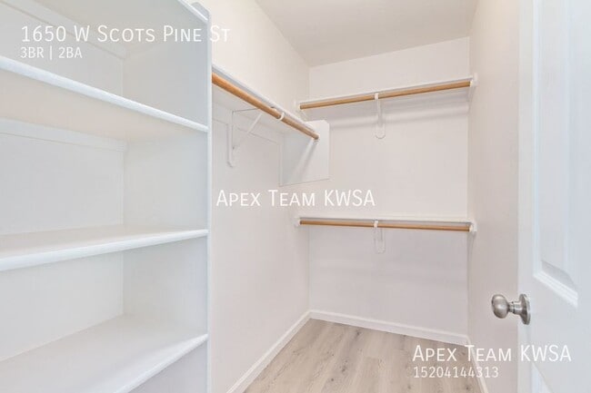 Building Photo - 1650 W Scots Pine St