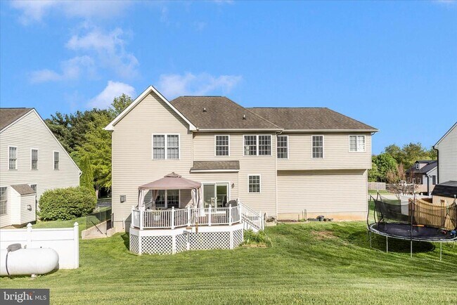 Building Photo - 1504 Larel Ct