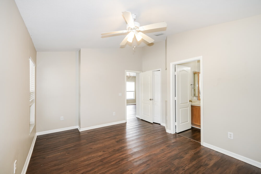 Building Photo - 10704 Navigation Dr