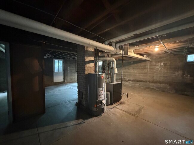 Building Photo - 171 Norwood Ave