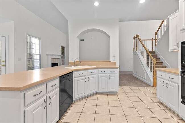 Building Photo - 235 Arbor Creek Way