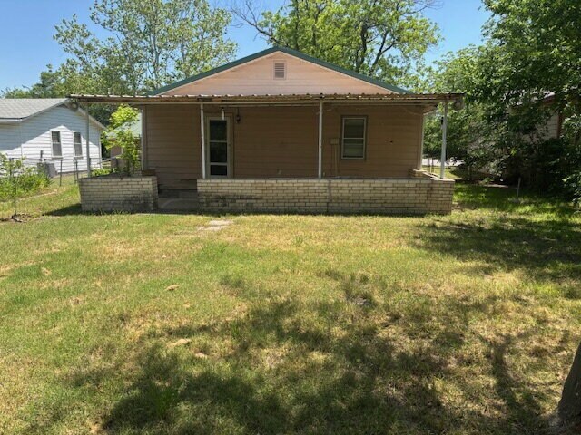 Building Photo - "Charming 3-Bed, 2-Bath Retreat in Whitesb...