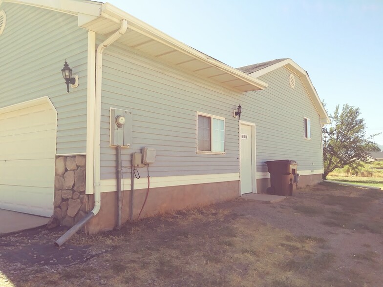 Front/Northwest side of house - 4117 W 475 N