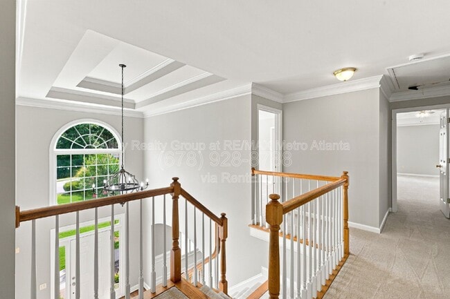 Building Photo - 6725 Ridgefield Dr