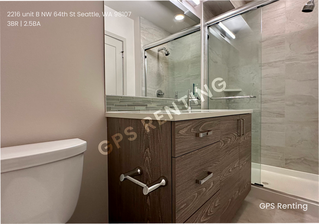 Building Photo - Beautiful Bed 3, Bath 2.5, home!