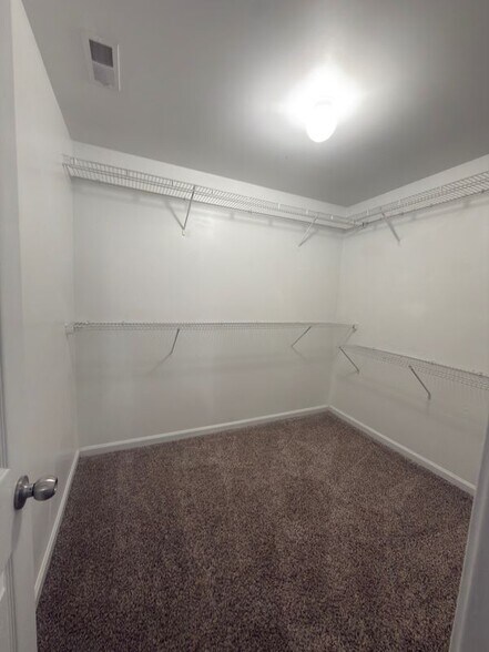 Building Photo - 4171 Ash Tree St SW