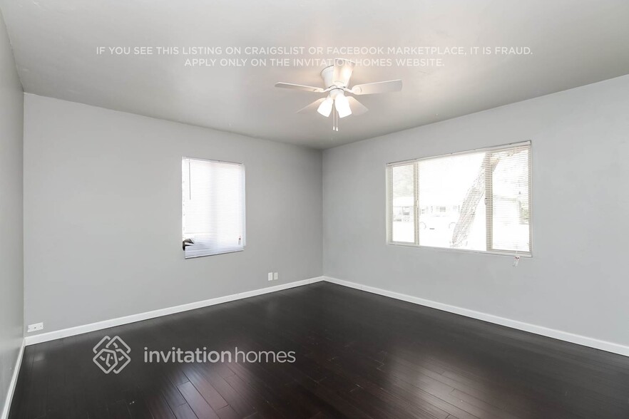 Building Photo - 1507 W Mitchell Dr