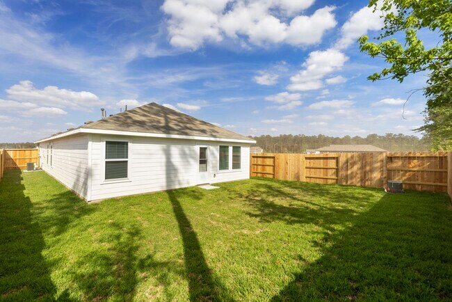 Building Photo - 490 Southern Magnolia Wy