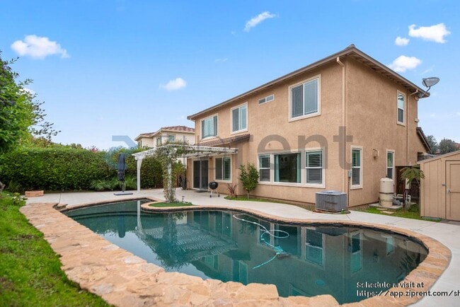 Building Photo - 1726 Hummingbird Way