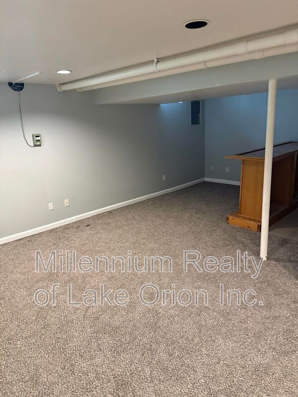 Building Photo - 1106 Oak Valley Dr