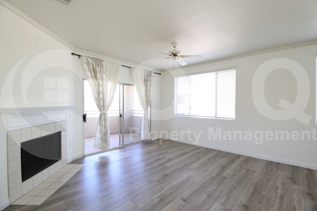 Building Photo - 16013 S Desert Foothills Pkwy