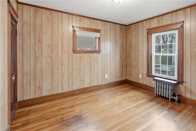 Building Photo - 67 Fred St