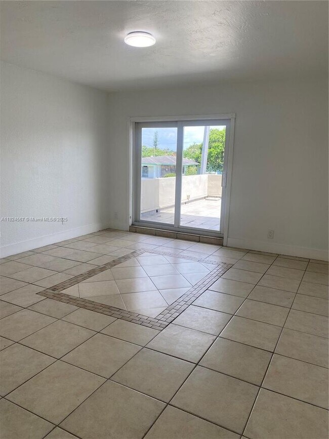 Building Photo - South Miami-0