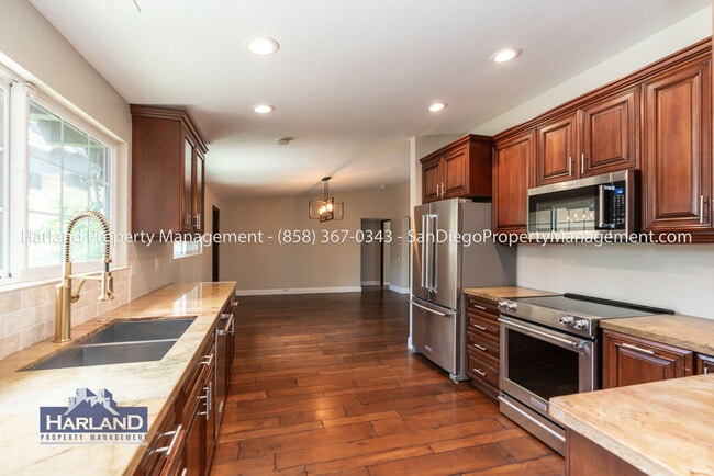 Building Photo - 6271 Soledad Mountain Rd