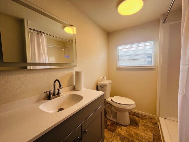 Building Photo - 550 Woodpecker Pike