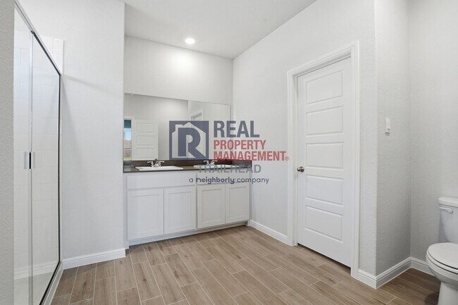 Building Photo - Comfortable 4-Bedroom Layout with Modern Finishes