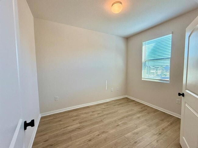 Building Photo - 617 Palo Brea Lp