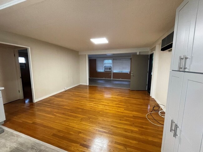 Building Photo - 803 Puu Kula Dr
