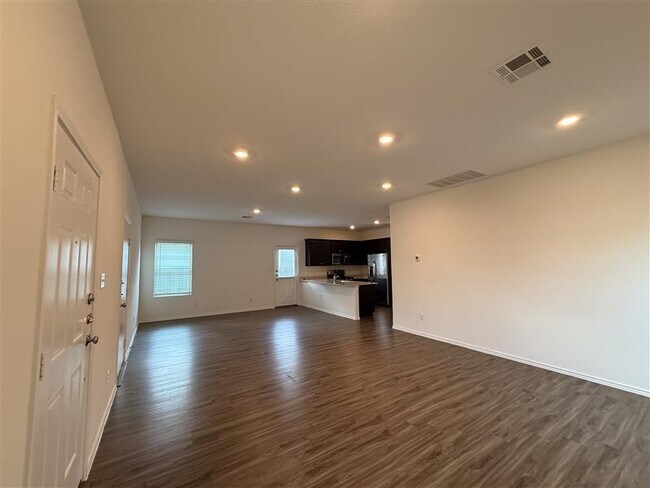 Building Photo - 408 Roper St