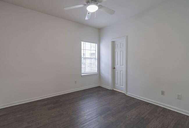 Building Photo - 303 Rawhide Loop