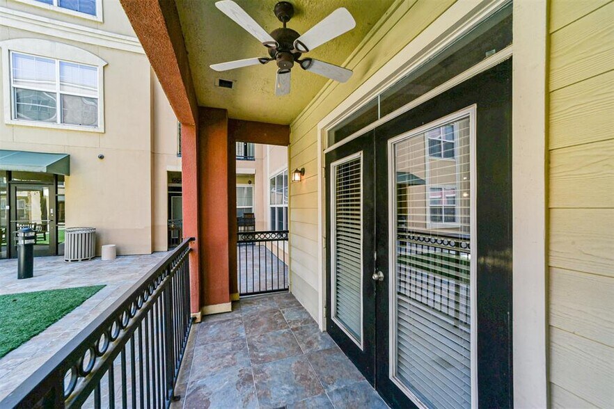 Building Photo - 1711 Old Spanish Trl