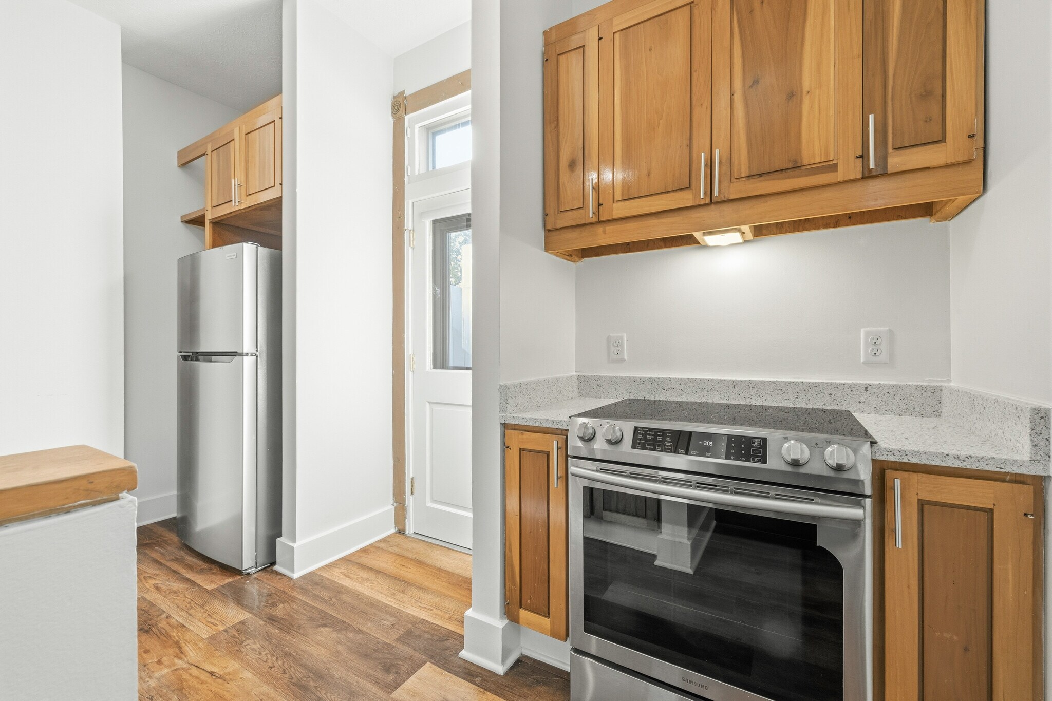 Building Photo - 312 N College Ave