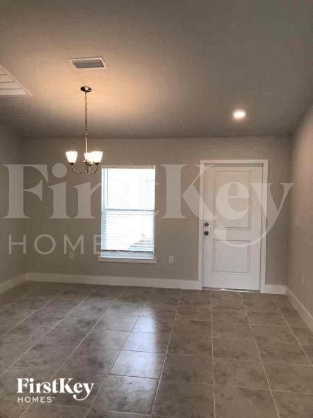 Building Photo - 6114 Holt Ct