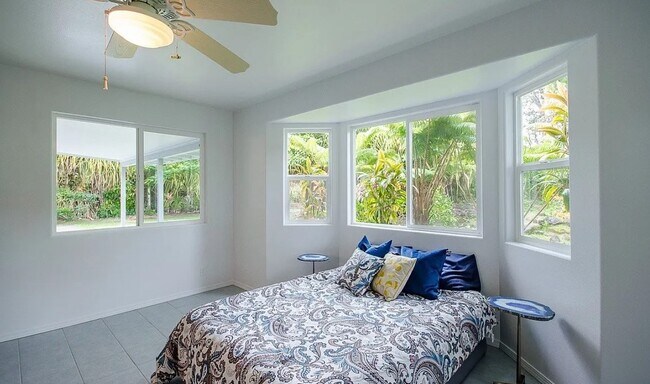 Building Photo - 15-1484 27th Avenue