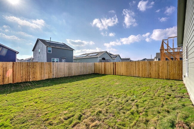 Building Photo - 14305 Sandrock Bnd