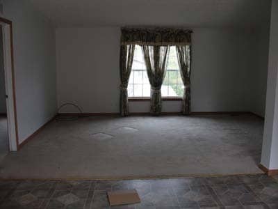 Building Photo - Extra Clean 3 Bedroom 2 Bath Modular Home with Central Heat & AC near Lowes in Sylva $1800 a mont...