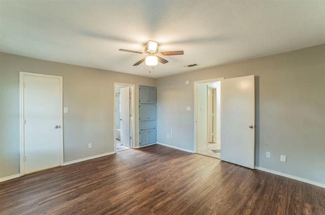 Building Photo - 8408 Crystal Ln