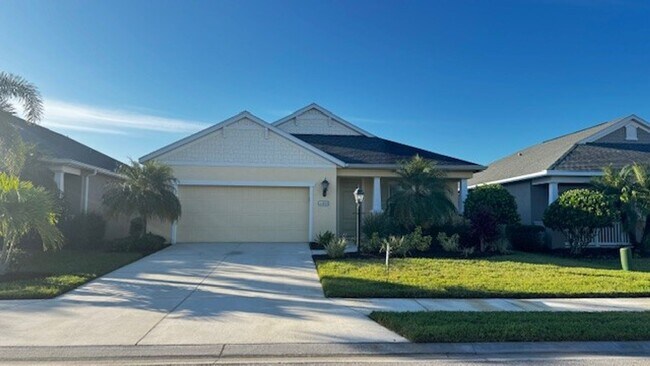 Building Photo - Home in Resort-Style Gated Community