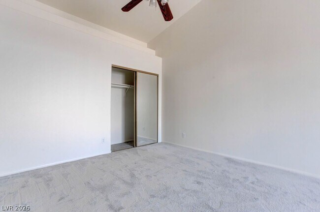 Building Photo - 4579 Canna Dr
