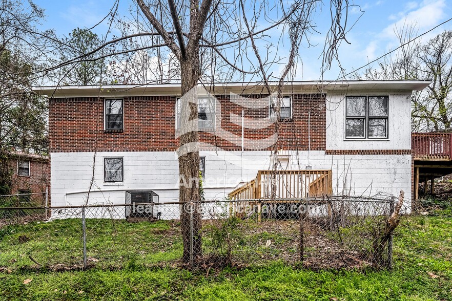 Building Photo - 1816 Etowah Cir