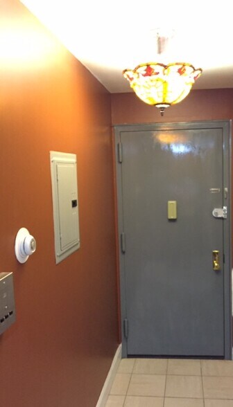 Building Photo - 2716 41st Ave