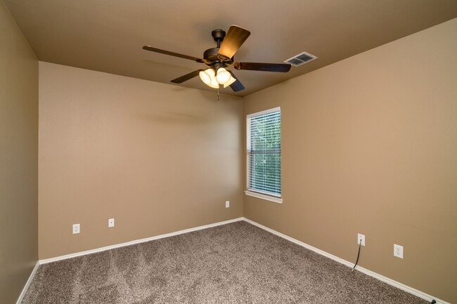 Building Photo - 1430 Piedmont Dr