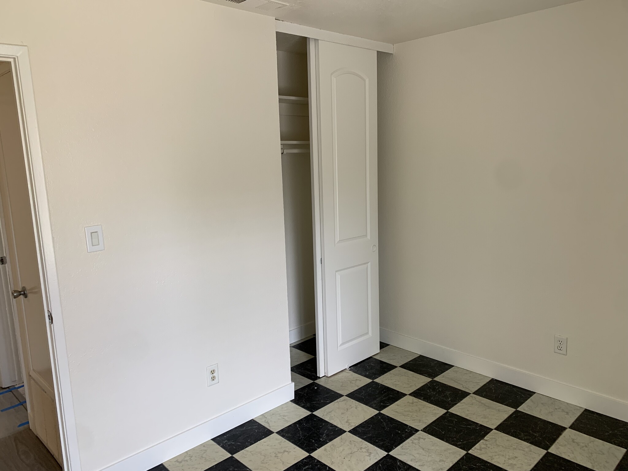 Building Photo - 6904 Sumter Quay Cir
