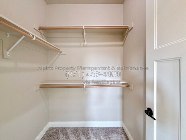 Building Photo - 14353 SW Burlwood Ln